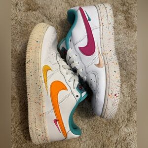 Nike Air Force 1 LV8